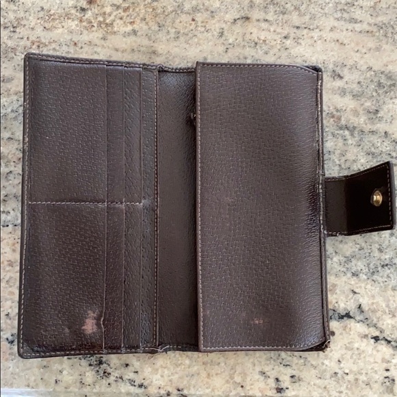 Authentic Vintage Gucci Wallet - Picture 6 of 10